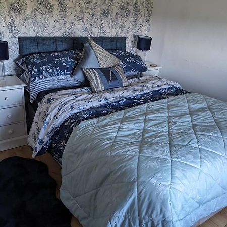Cosy Cottage With Sea & Mountain Views Carnlough Ngoại thất bức ảnh