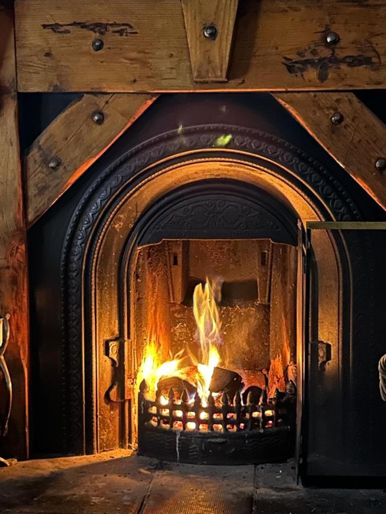 Cosy Cottage With Sea & Mountain Views Carnlough Ngoại thất bức ảnh